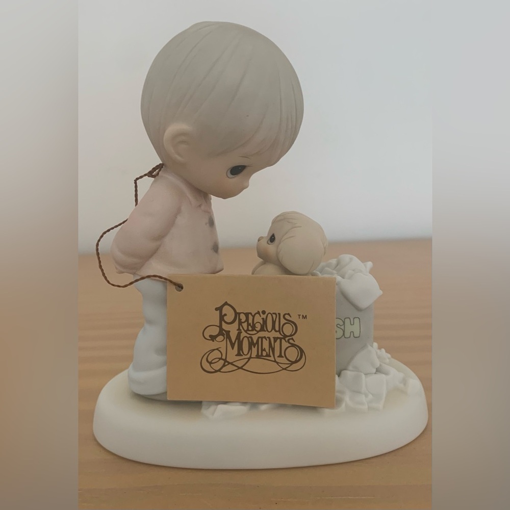 Precious Moments 
You Just Can’t Chuck A Good Friendship 
PM-882
Enesco - Picture 5 of 8